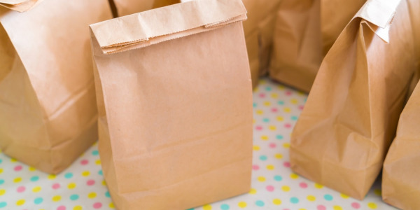 Dlaczego warto korzystać z torebek śniadaniowych?